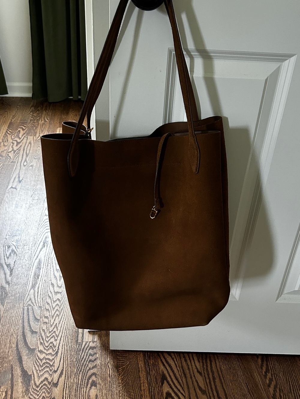 Madewell The Oversized Shopper Tote in Soft Grain Suede